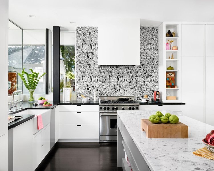 väggpaneler-kök-köksspegel-modern-stänkskydd-gasspis-svart