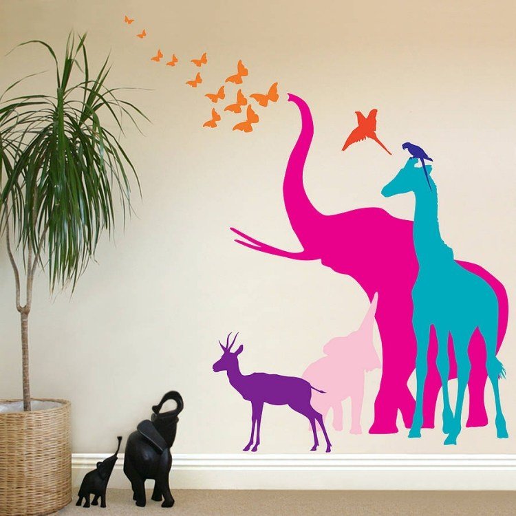 Temaväggdekaler-i-plantskolan-safari-elefant-giraff-fåglar-färgglada