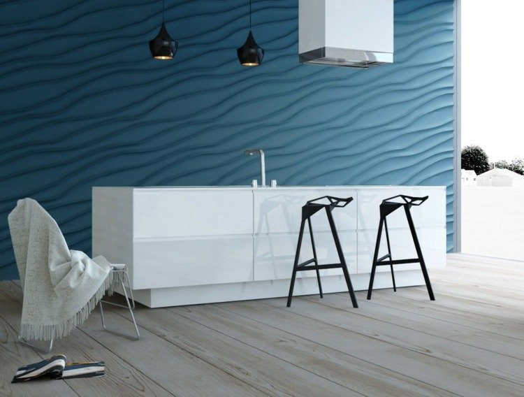Väggbeklädnad-minimalistisk-kök-vit-mörkblå-vägg design-laminat