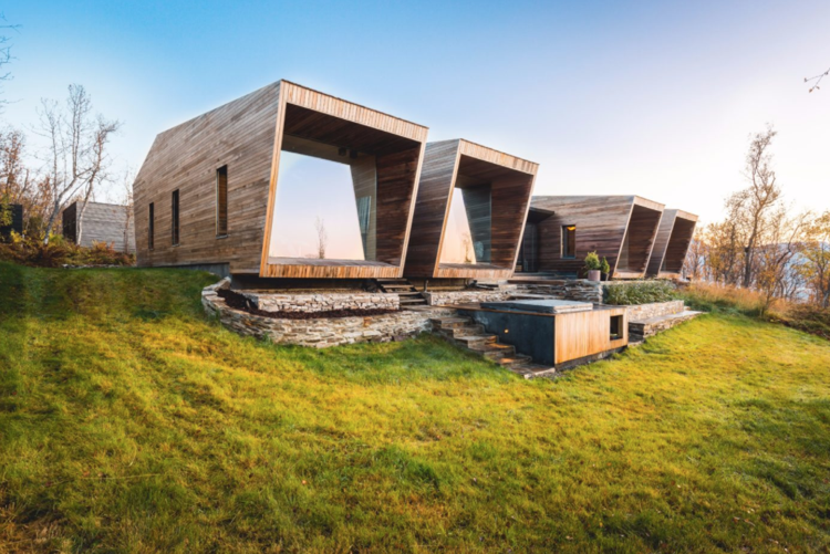 semesterhus separat byggnadsvolym glasfront