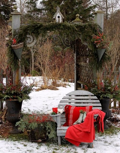 växter trädgård vinter pergola trä fåtölj filt röd