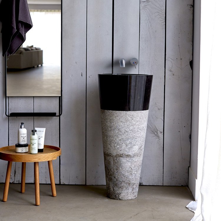 tvättställ-sten-natursten-marmor-svart-konsol-minimalistisk