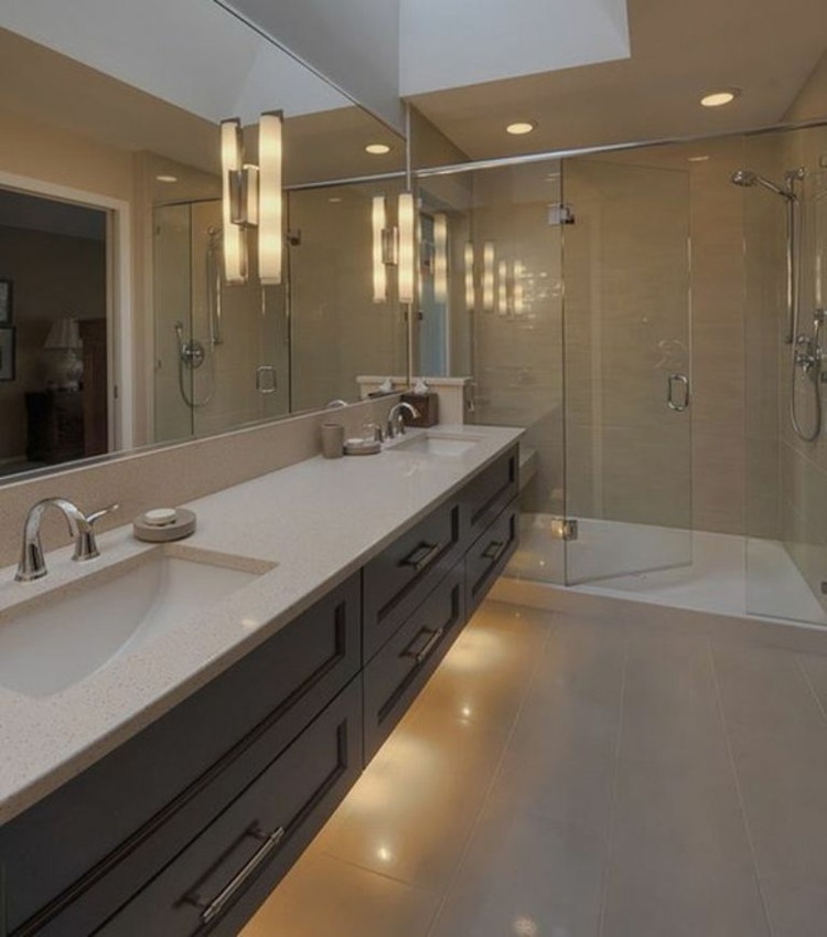 konsol badrumsbelysning spegel dusch handfat lampor