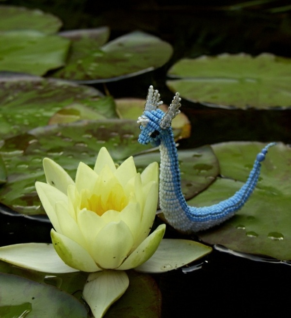 Japansk stil trädgård näckros drake