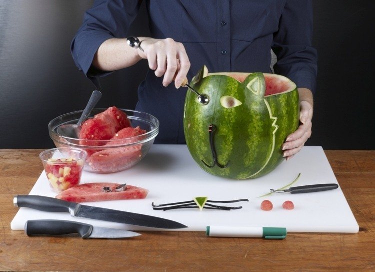 vattenmelon-dekorera-idéer-barn-födelsedag-katt-instruktioner-carving
