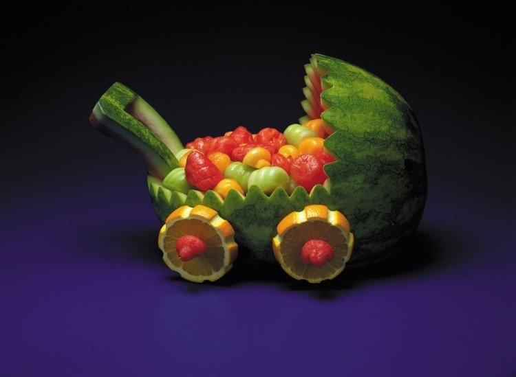 vattenmelon-dekorera-idéer-barnvagn-exempel-frukt-carving