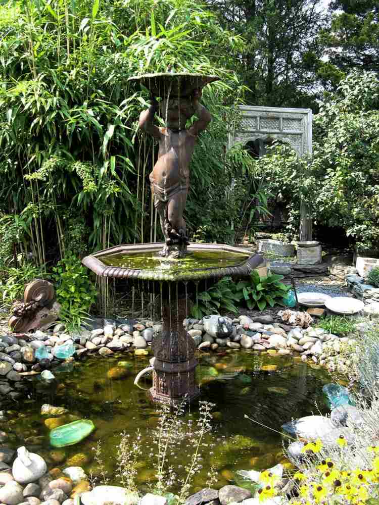 vatten funktion trädgård fontän damm idé figur staty småsten bambu