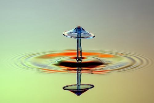 droppar vattenfotografering med hög hastighet kamerasvamp