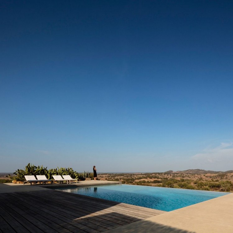 hus-platt-portugal-pool-vacker utsikt