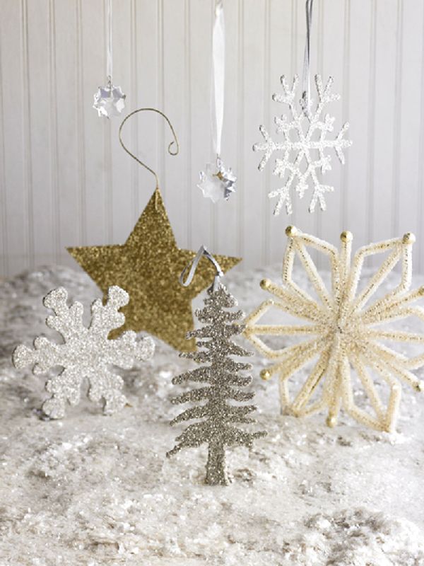 ljus-vit-jul-dekoration-idéer-silver-stjärnor