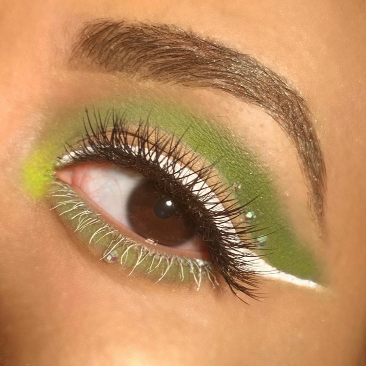 Ögonmakeup idéer för somer applicera eyeliner makeup tips
