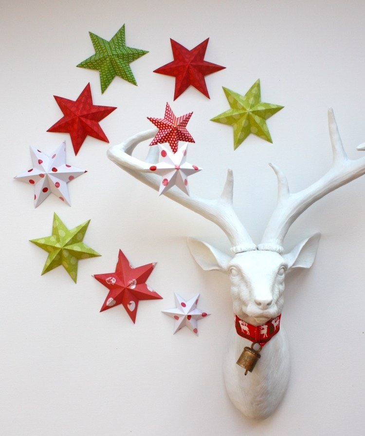 julgran-dekorationer-papper-tinker-stjärnor-vägg-dekoration-kartong-vikning