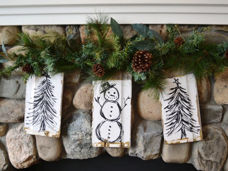 Juldekoration tinker krans-träskivor-färg-rustik-snögubbe-gran-träd