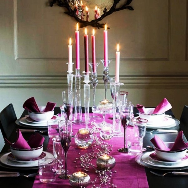 rosa-idéer-för-elegant-juldekorationer-i-matsalen