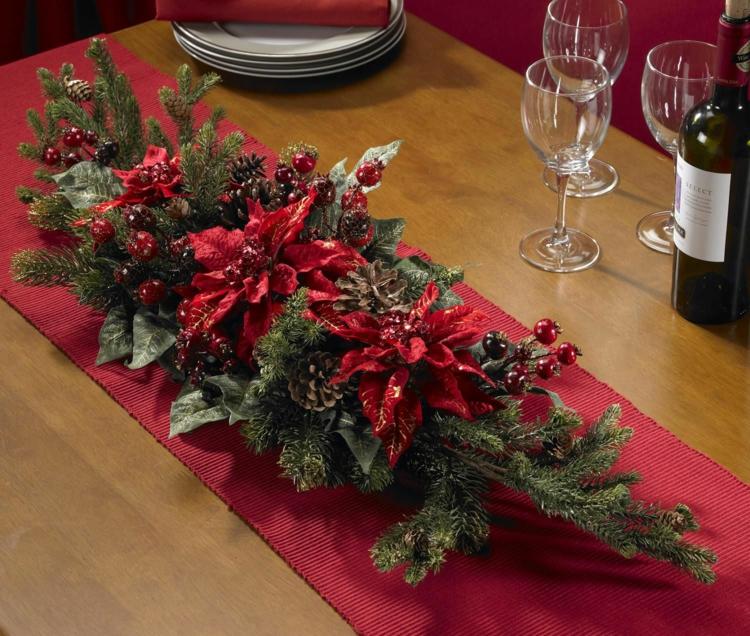 traditionell bordsdekoration juldekoration bärtoner julstjärna bärbuskebordsrunner