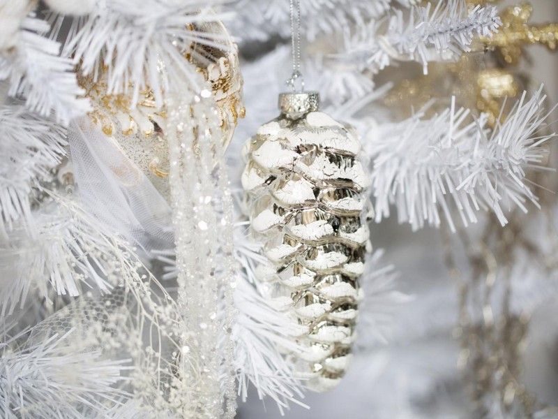 Juldekoration silver smycken tallkotte konstgjorda träd