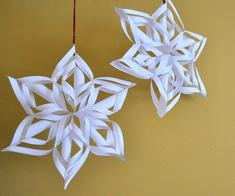 juldekorationer-gör-det-själv-papper-3d-snöflingor