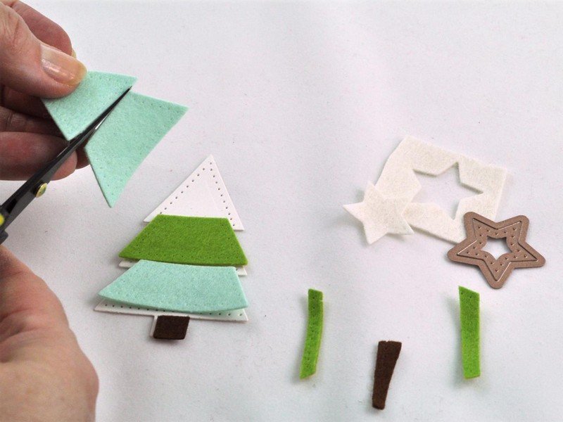 Julkort-tinker-filt-julgran-stjärnor-klippt ut