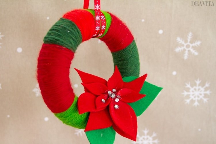 DIY julkrans gör dig till ullgarn slips röd grön julstjärna