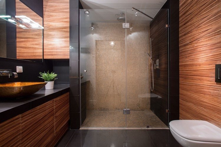 brunt svart badrum duschområde beige
