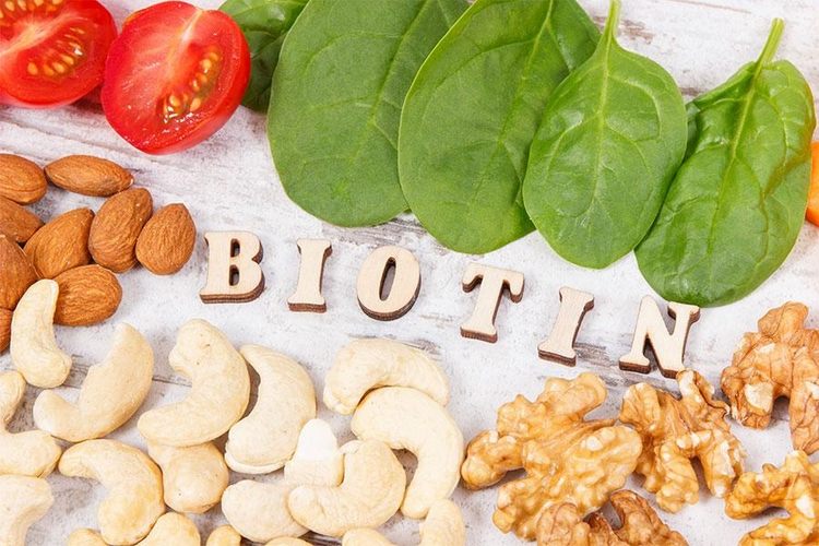 Biotin vitamin b7 finns i spenat och nötter