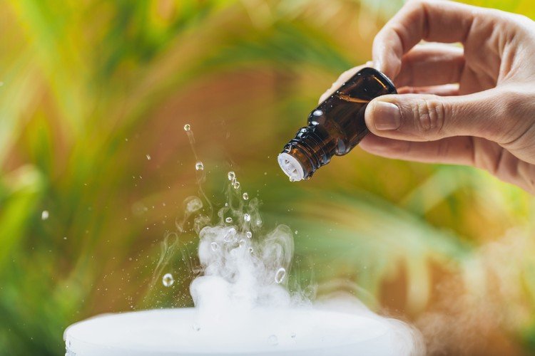 Aromaterapi eterisk olja i aromdiffusor