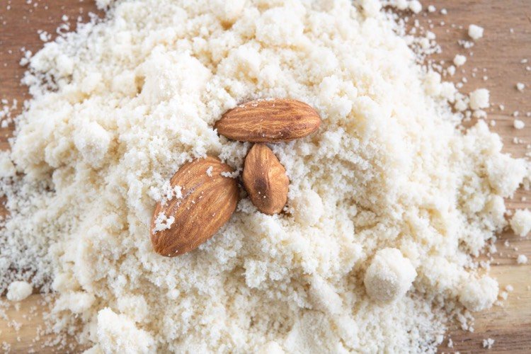 Mandelmjöl är populärt i keto- och lågkolhydratkost