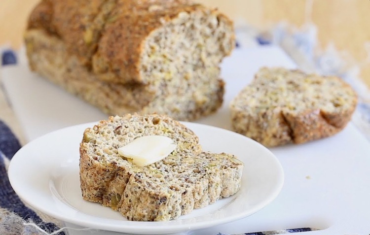 Lågkolhydratbröd med solrosfrömjöl och psyllum