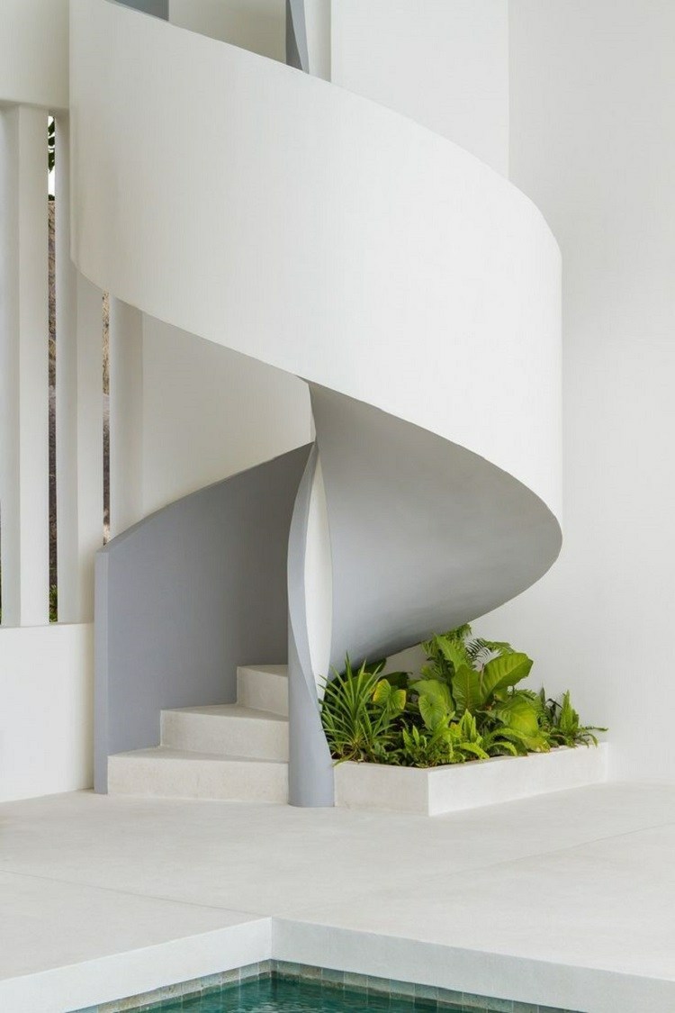 enkel minimalistisk design rymdbesparande trappa smal spiraltrappa