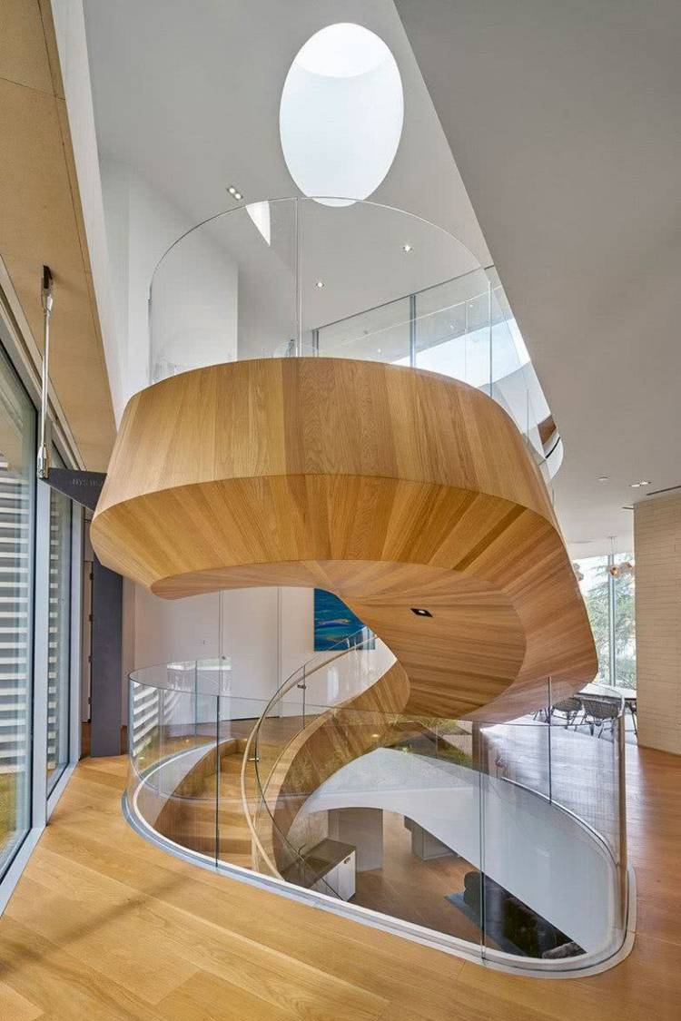 modern design trätrappor glas spiraltrappa bred