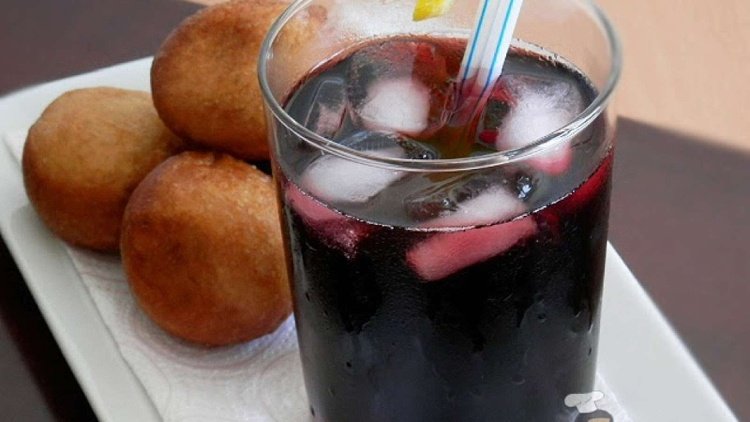 Västafrikanska recept för fruktiga cocktails Zobo -drink