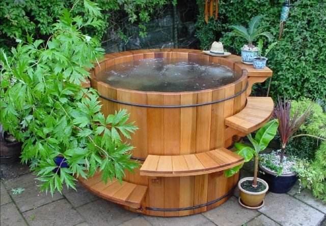 Badkul bubbelpool funktion wellness -oas i trädgården