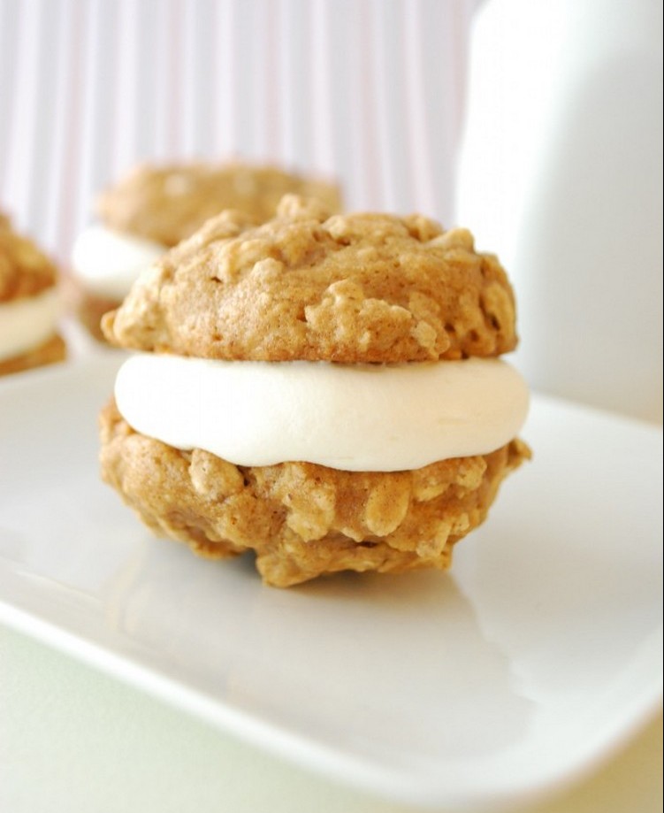 whoopies-make-yourself-havregryn-deg-marshmallow-fyllning-läckra