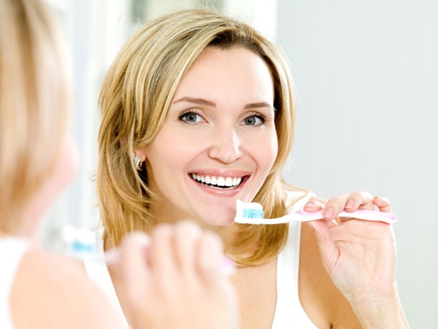 friska tänder vackert leende tandborste välj tips