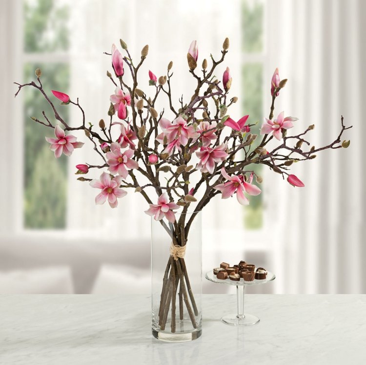 Knyt en påskbukett från magnolia för en elegant och modern påskdekoration