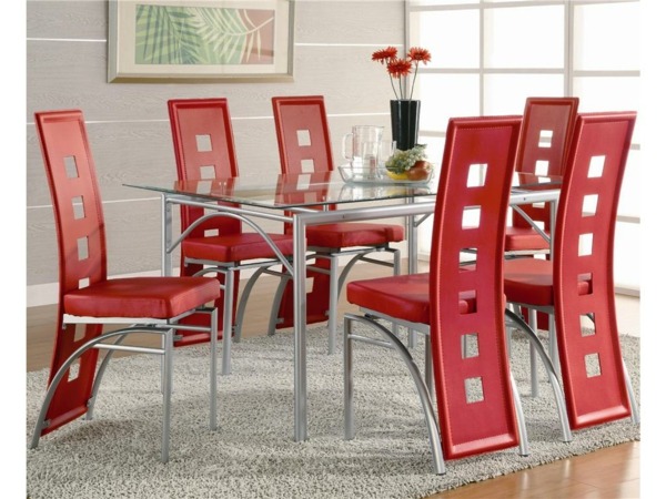 röd-matsal-moderna-stolar