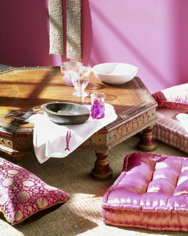 levande puff lågt bord rosa färg