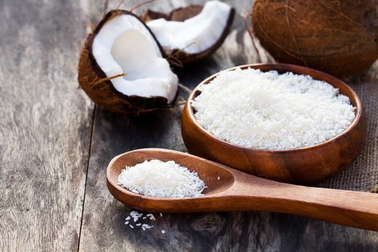 Hemmagjord kokosnöt sprött veganskt recept kokosflingor