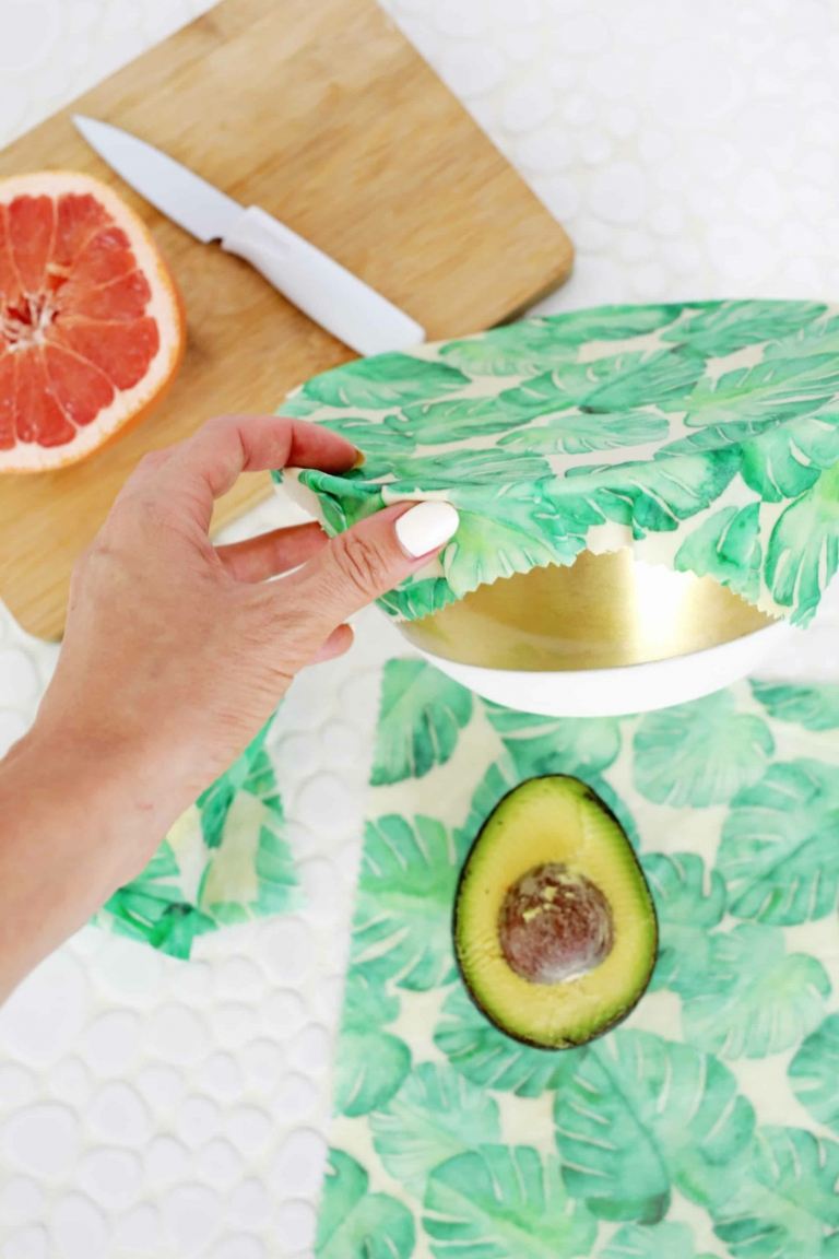 Bivax kan kombineras med jojobaolja, kokosolja och andra vegetabiliska oljor för att göra duken mjukare