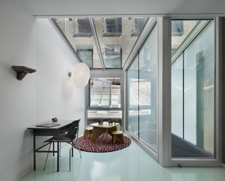 vinterträdgård-modern-design-vit-minimalistisk-glas-byggnad