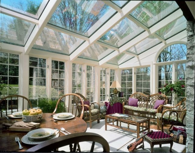 möblering vinterträdgård trämöbler solglas tak