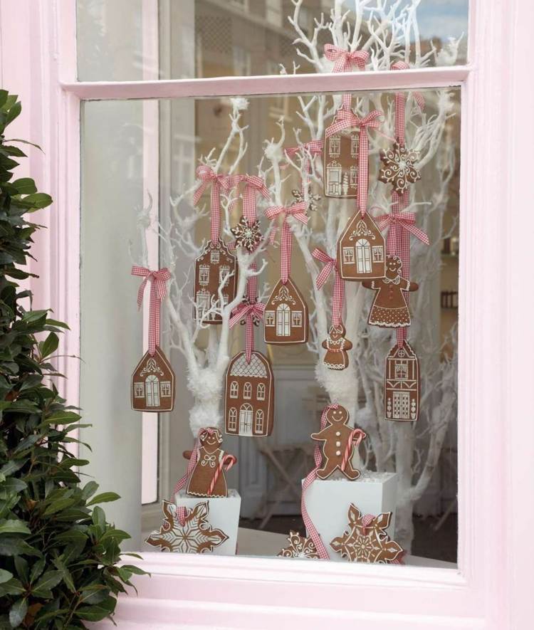 Kreativ idé för fönsterdekoration i januari och februari med en vinterbukett med pepparkakor