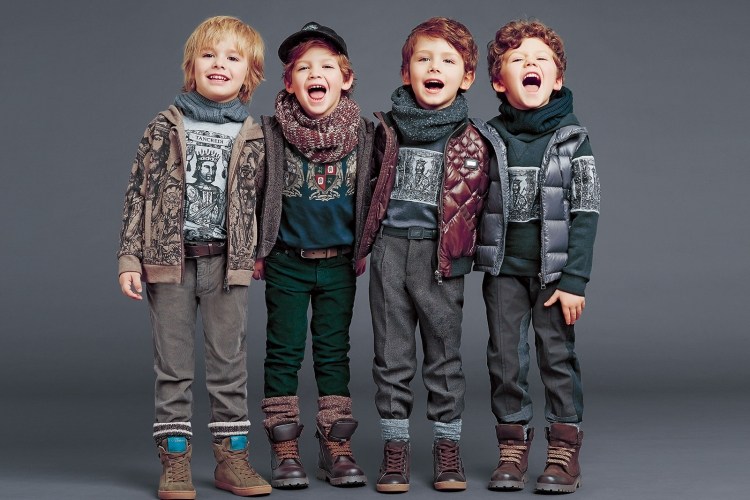 vinter-mode-2015-små-pojkar-kollektion-quiltade-västar-tröjor