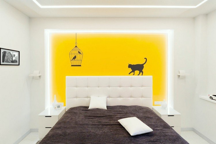 levande-idéer-färg-design-sovrum-smörblomma-gul-accent-vägg-vägg-klistermärken