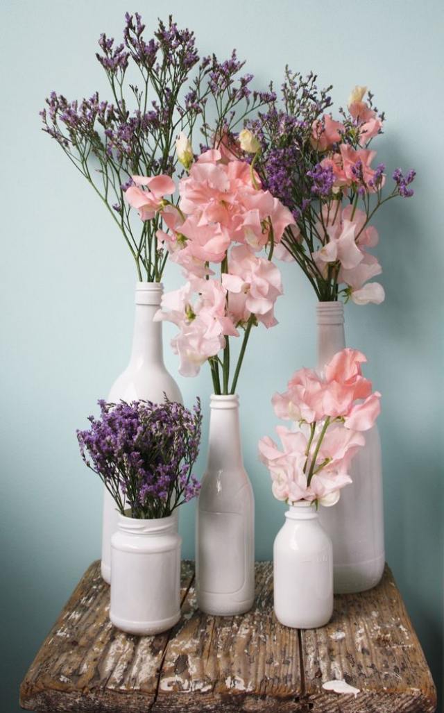 Flaska-dekoration-gör-det-själv-snitt-blommor-dekoration-idéer