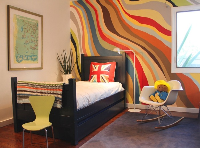 Hem-idéer-målning-baby-rum-fantasifulla-vägg-fri-hand-mönster