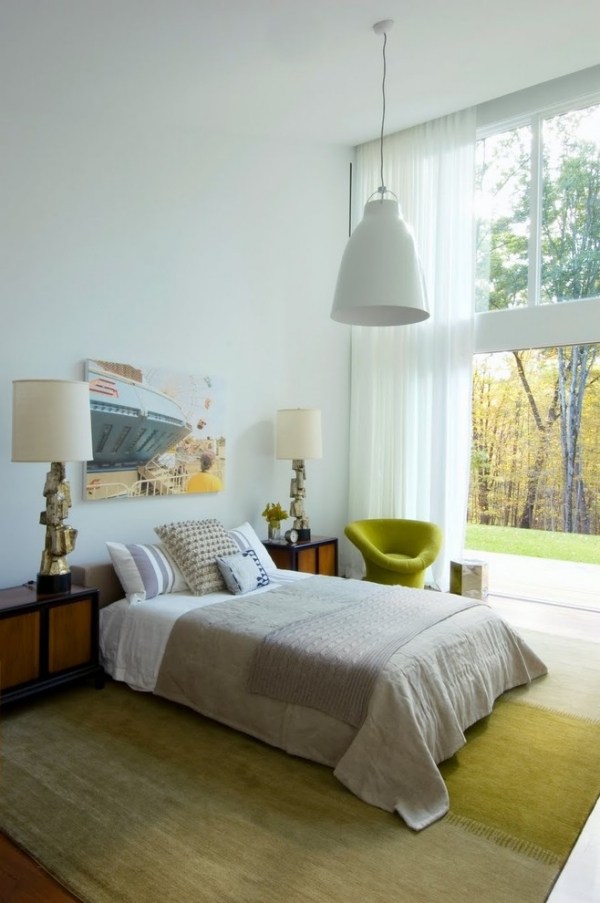 sovrum design färger-enligt feng-shui gul-fåtölj stoppad glasad vägg
