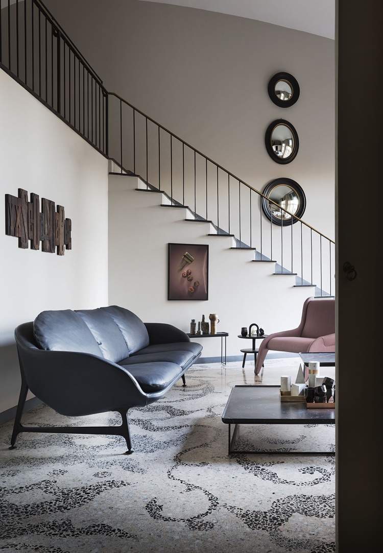 Avrundad soffa