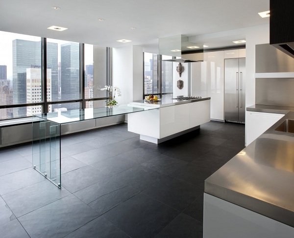 vit-minimalistisk-kök-lägenhet-interiör