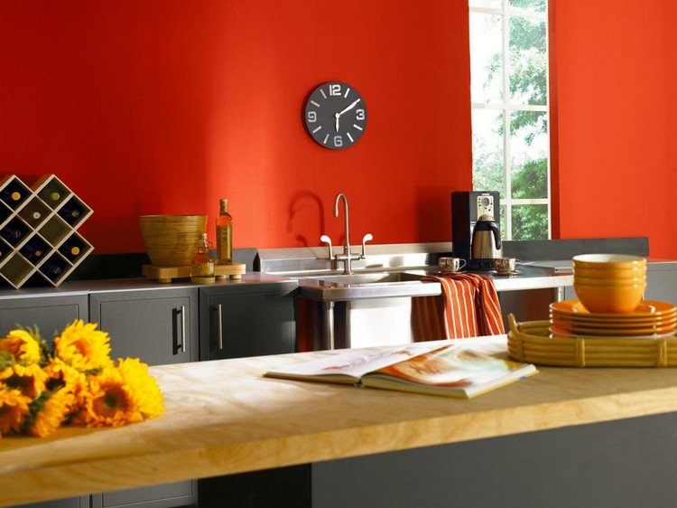 Redesign lägenhet måla kök röda väggar